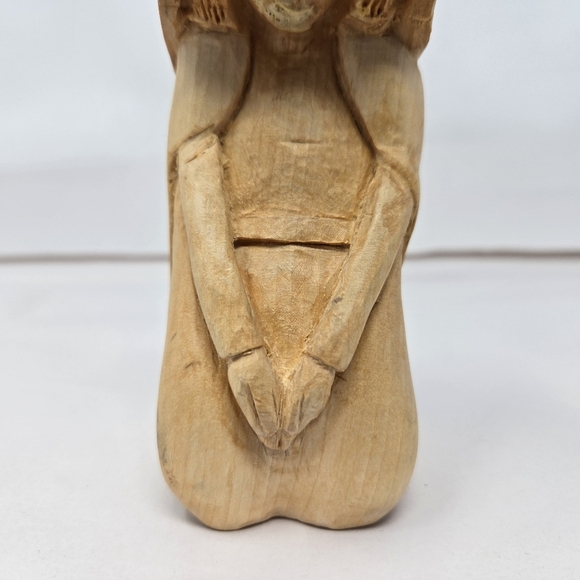 Nativity Womens Kneeling Before Baby Jesus Hand Carved By Ralph Herrenbruck 1999 - Picture 3 of 12